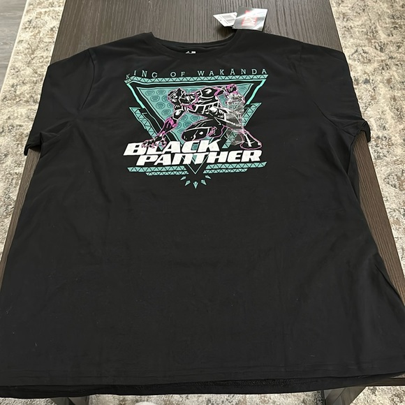 Marvels- Black Panther graphic short sleeve shirt size XL P2P 22 unisex - Picture 2 of 7